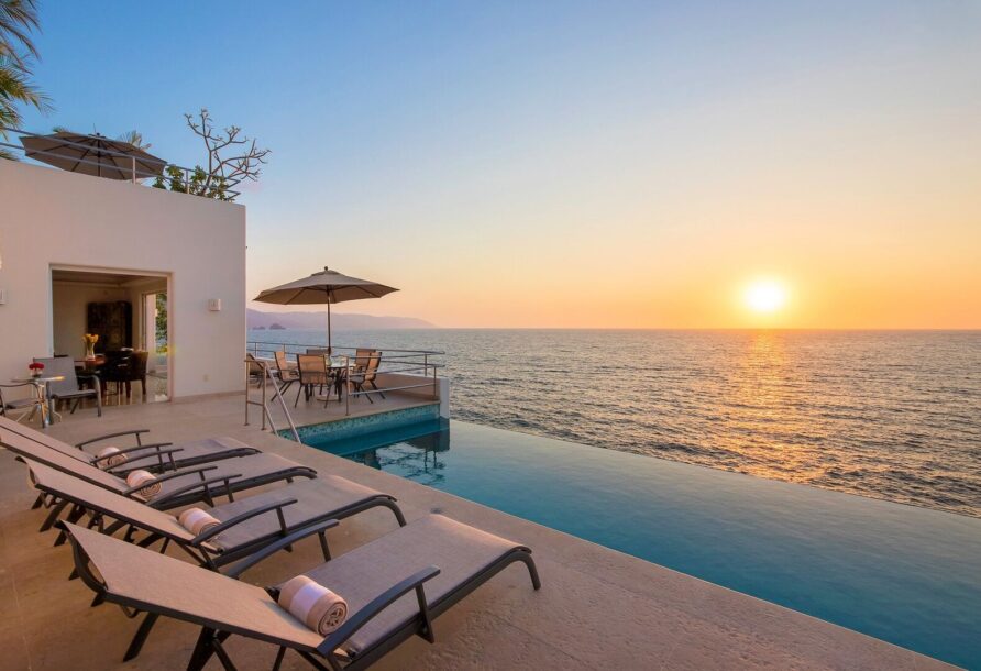 Villa Balboa; Relaxation and ultimate Ocean Views