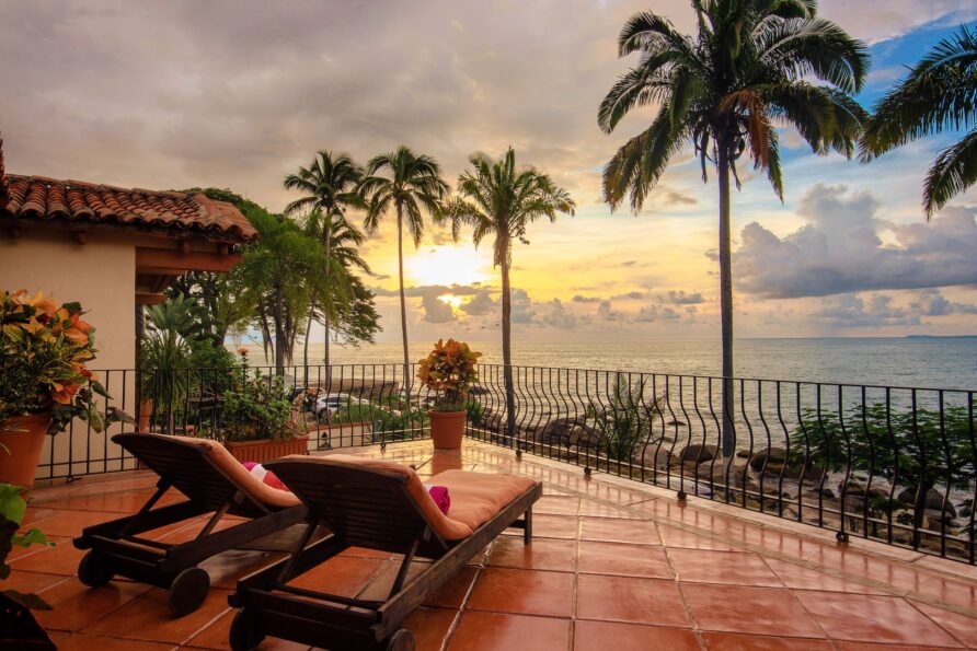 Casa las Amapas; Escape to Paradise: Experience Luxury